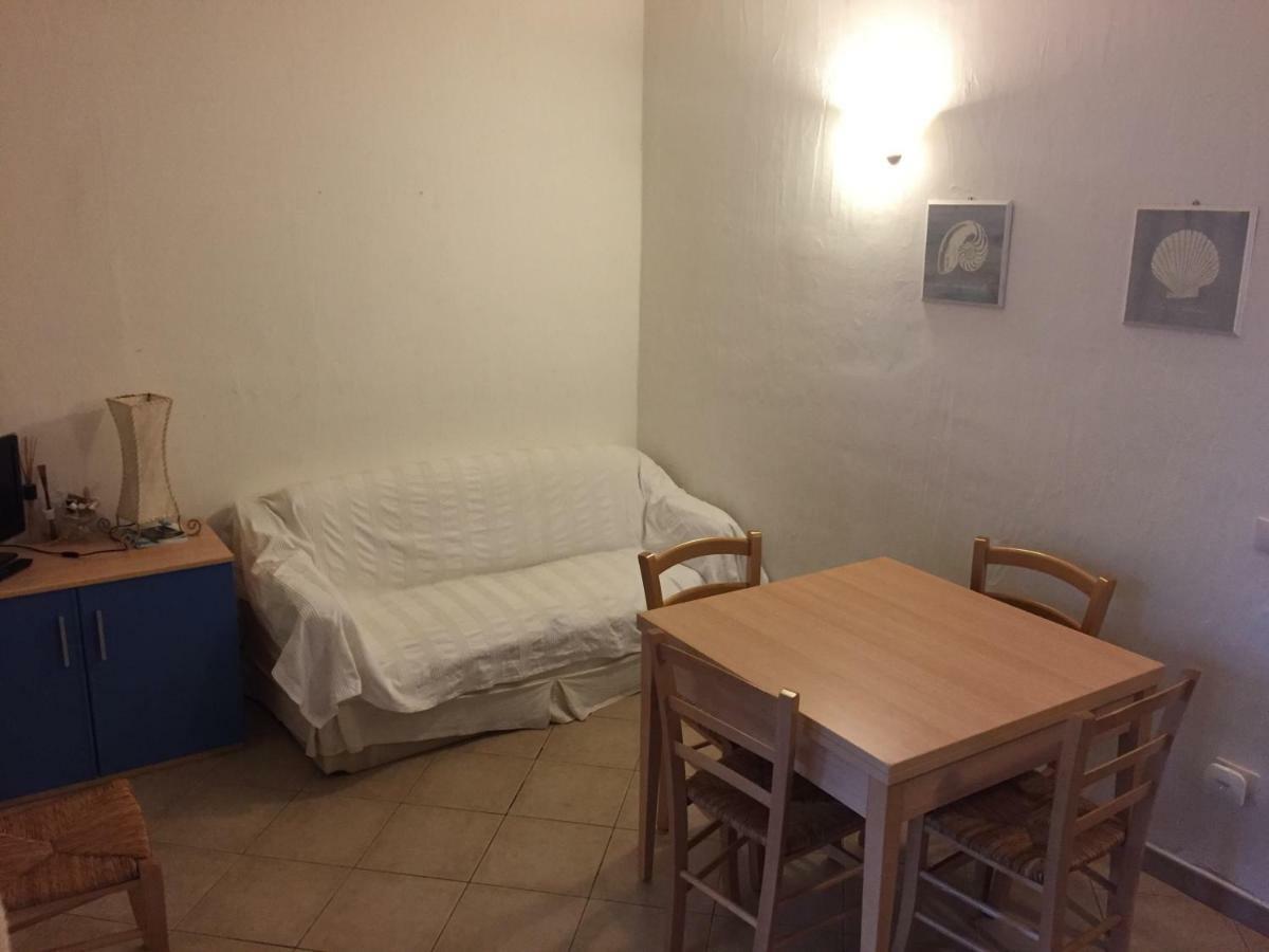 Casa Vacanza A Porto Istana مورتا ماريا المظهر الخارجي الصورة